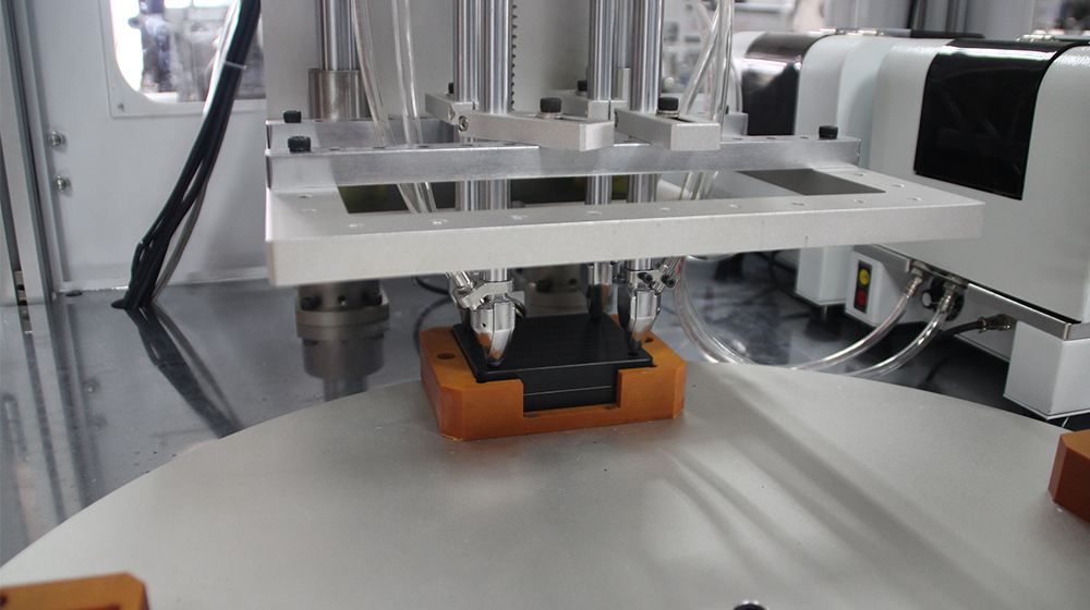 轉盤(pán)式多頭螺絲機