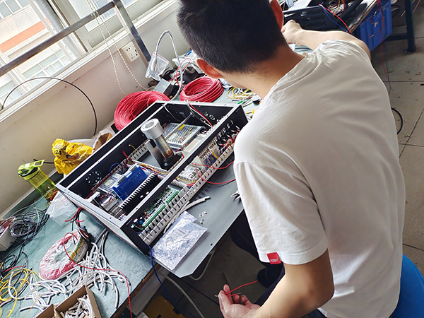 點(diǎn)膠機,焊錫機,螺絲機,bga返修臺,x-ray檢測設備 點(diǎn)膠機,焊錫機,螺絲機,bga返修臺,x-ray檢測設備